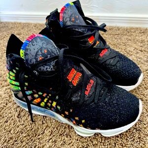 Lebron james shoes size 8